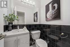 32 - 1 WOOTTEN WAY S | Markham Ontario | Slide Image Twelve
