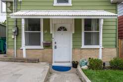 71 BEVERLY STREET | Cambridge Ontario | Slide Image Four