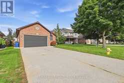 8 GARDEN PATH | Chatham Ontario | Slide Image Two