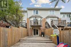 68 BRANDY LANE WAY | Newmarket Ontario | Slide Image Twelve