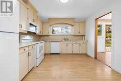 64 CANAL STREET | Georgina Ontario | Slide Image Nine