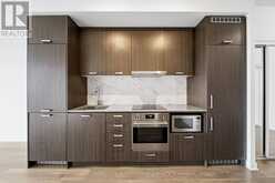 706 - 38 HONEYCRISP CRESCENT | Vaughan Ontario | Slide Image Nine