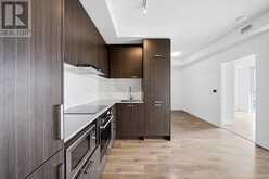 907 - 10 HONEYCRISP CRESCENT | Vaughan Ontario | Slide Image Eighteen