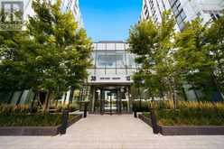 907 - 10 HONEYCRISP CRESCENT | Vaughan Ontario | Slide Image Six