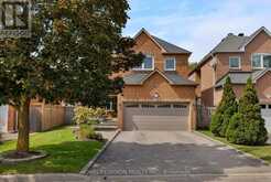140 JACOB WAY | Whitchurch-Stouffville Ontario | Slide Image Three