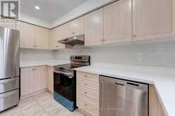 38 CHARLESWOOD CIRCLE | Brampton Ontario | Slide Image Thirteen