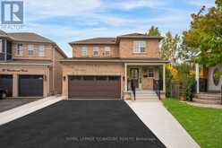 38 CHARLESWOOD CIRCLE | Brampton Ontario | Slide Image One