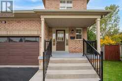 38 CHARLESWOOD CIRCLE | Brampton Ontario | Slide Image Four