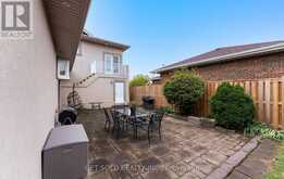 19 FELLER ROAD | Toronto Ontario | Slide Image Forty-one