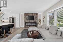 9 LESLIE DRIVE | Hamilton Ontario | Slide Image Eight