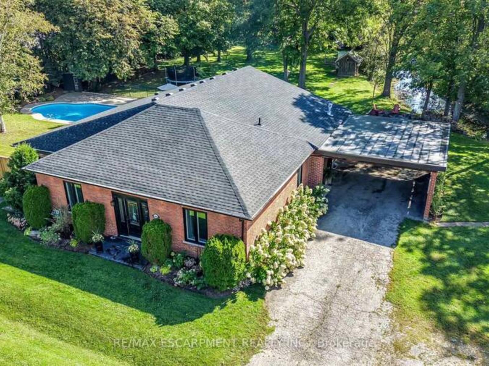 1355 WOODBURN ROAD, Hamilton, Ontario L0R 1P0