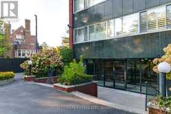 404 - 158 CRESCENT ROAD | Toronto Ontario | Slide Image Four