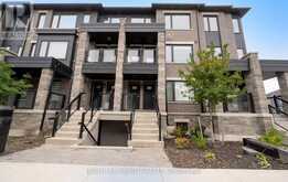 13 MAGNOLIA LANE | Barrie Ontario | Slide Image Two