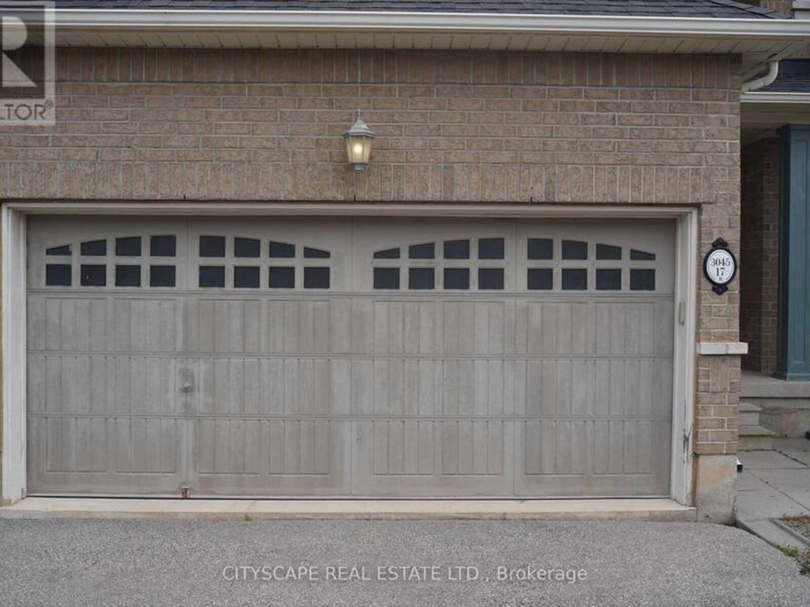 17 - 3045 GLADESIDE AVENUE, Oakville, Ontario L6M 0R3