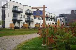 17 - 3045 GLADESIDE AVENUE | Oakville Ontario | Slide Image Twelve