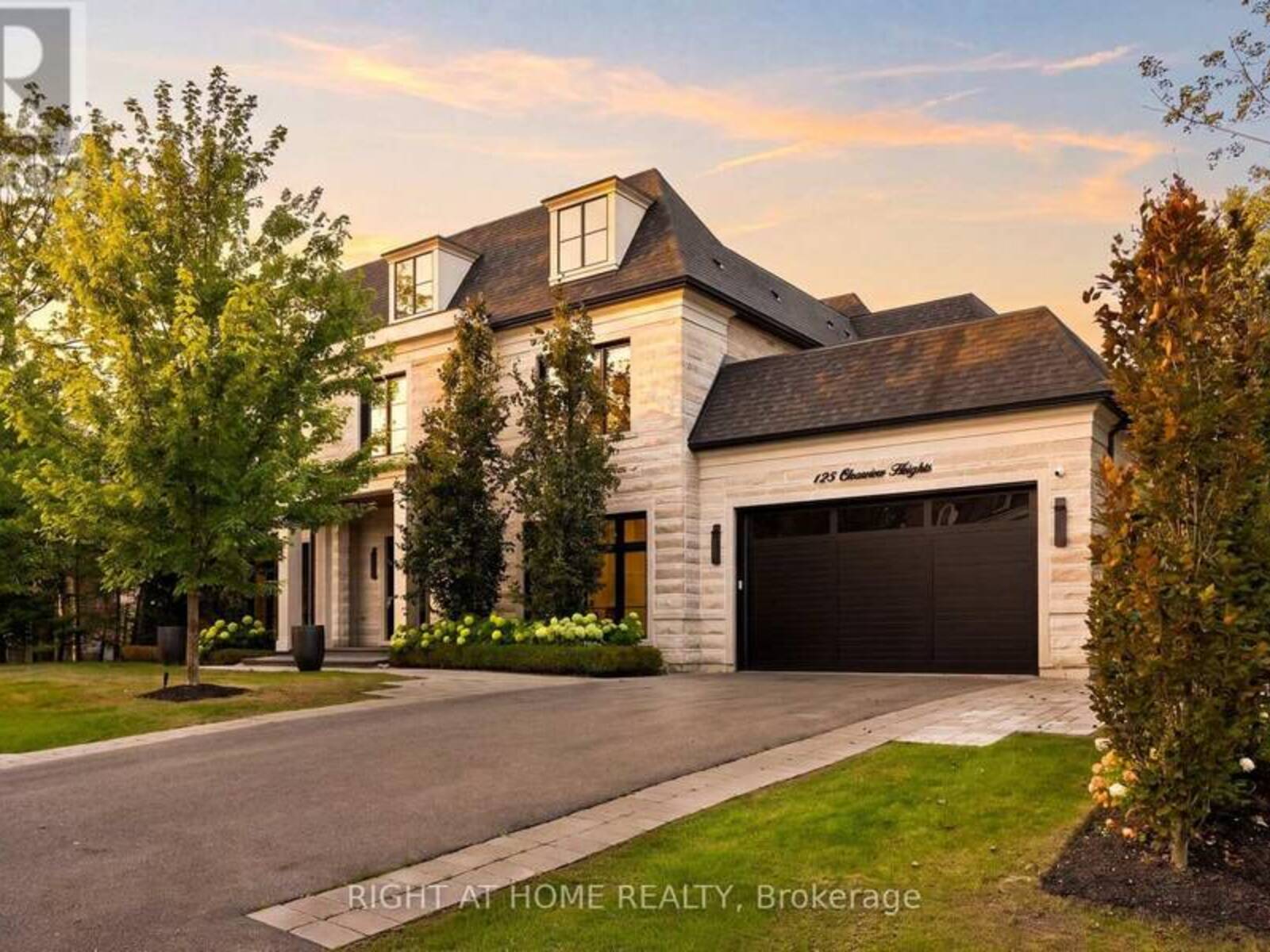 125 CLEARVIEW HEIGHTS, King, Ontario L7B 1H6