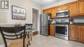 510 - 8 VILLAGE GREEN BOULEVARD | Hamilton Ontario | Slide Image Ten