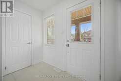 1071 SAVOLINE BOULEVARD | Milton Ontario | Slide Image Twelve