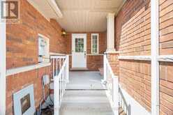 6 BARKDALE WAY | Whitby Ontario | Slide Image Three