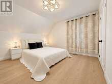 136 GRANDVIEW AVENUE | Markham Ontario | Slide Image Ten