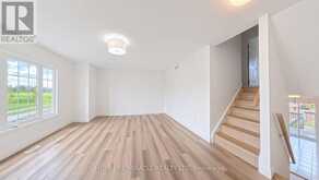 250 PARKVALE DRIVE | Kitchener Ontario | Slide Image Thirteen