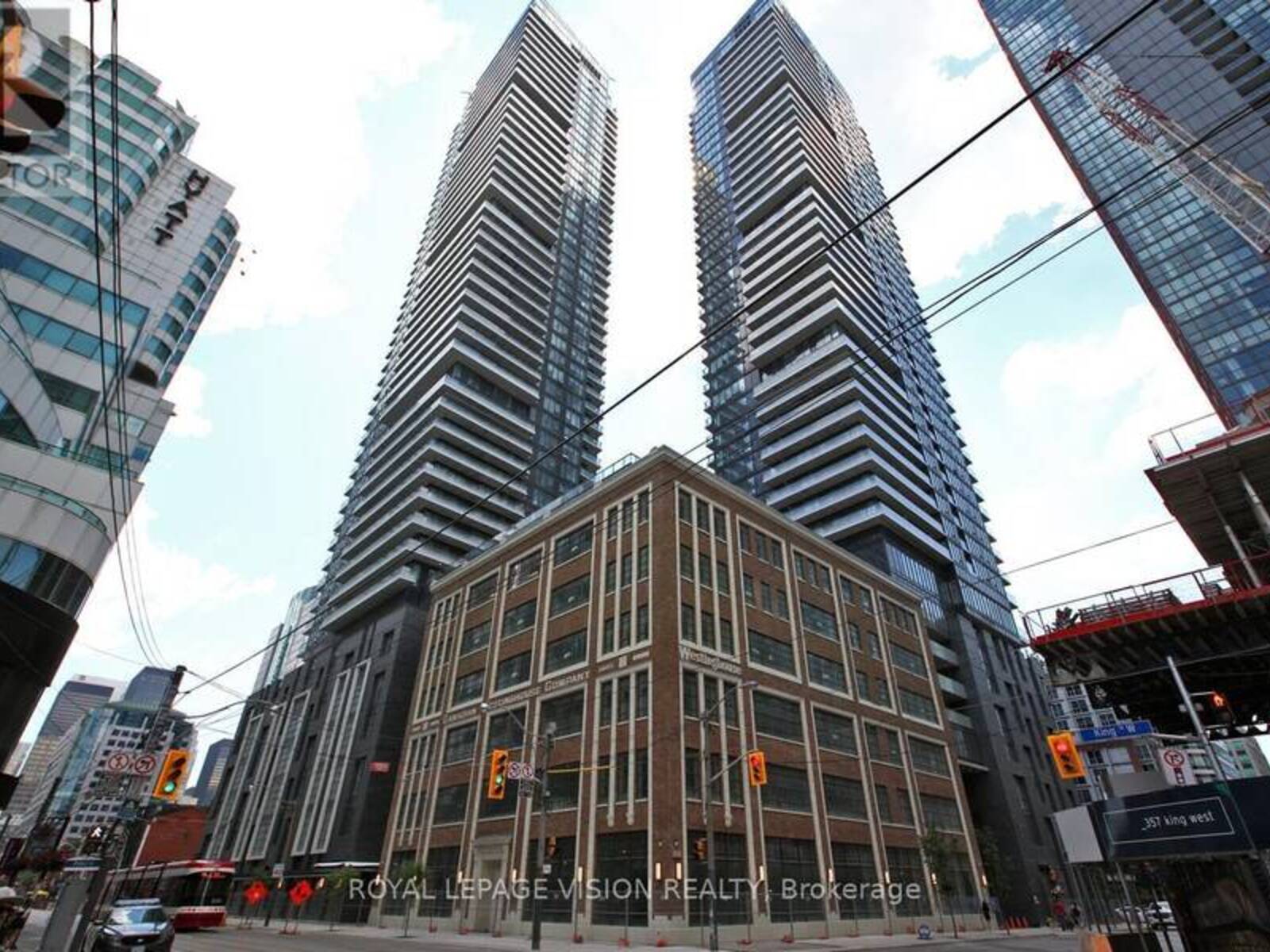 4307 - 115 BLUE JAYS WAY STREET, Toronto, Ontario M5V 0N4