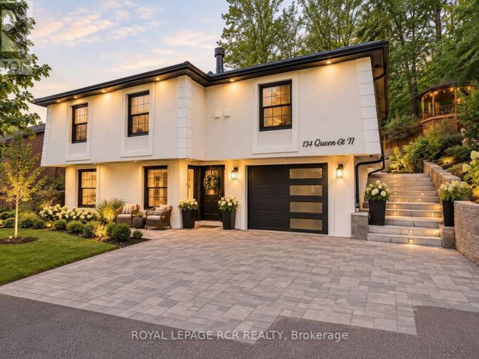 134 QUEEN STREET N, Caledon, Ontario L7E 2M7