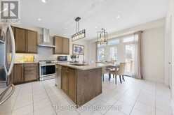 53 ELYSIAN FIELDS CIRCLE | Brampton Ontario | Slide Image Ten