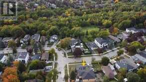 19 UPMINSTER CRESCENT | Toronto Ontario | Slide Image Eight