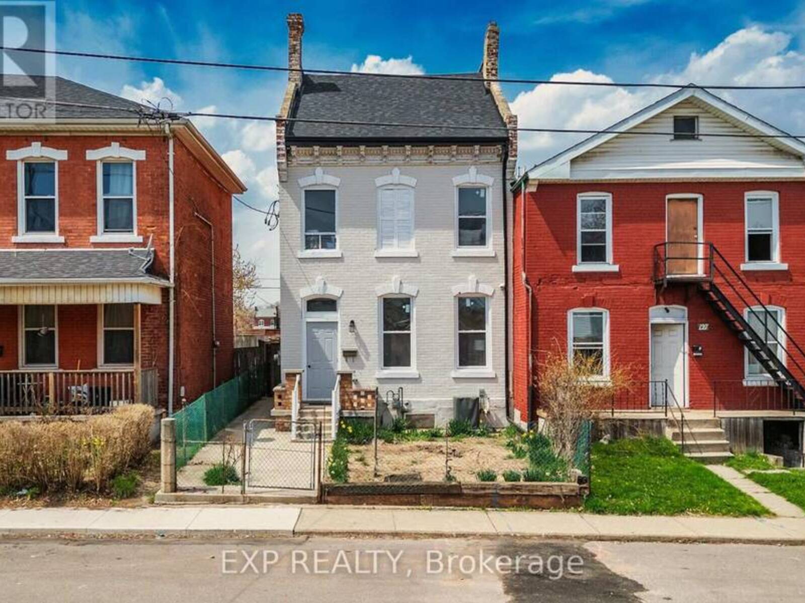 125 CATHCART STREET, Hamilton, Ontario L8L 5A1