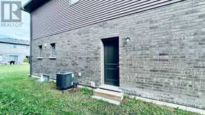 89 ACACIA ROAD | Fonthill Ontario | Slide Image Thirty-seven