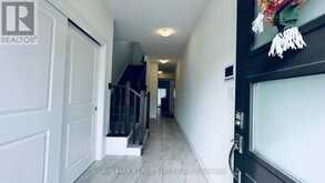 89 ACACIA ROAD | Fonthill Ontario | Slide Image Three