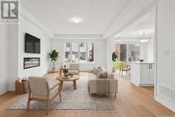 82 GRETZKY AVENUE | Barrie Ontario | Slide Image Nine