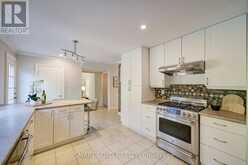 24 HAMILTON HALL DRIVE | Markham Ontario | Slide Image Twelve