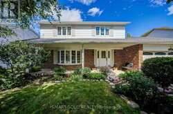 24 HAMILTON HALL DRIVE | Markham Ontario | Slide Image Three