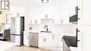 245 BROWNING TRAIL | Barrie Ontario | Slide Image Eleven