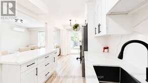 245 BROWNING TRAIL | Barrie Ontario | Slide Image Twelve