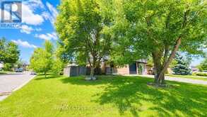 245 BROWNING TRAIL | Barrie Ontario | Slide Image Four