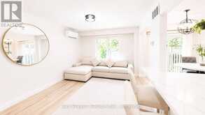 245 BROWNING TRAIL | Barrie Ontario | Slide Image Nine