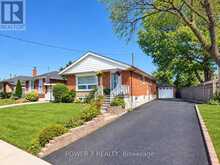 3 BRANTWOOD DRIVE | Toronto Ontario | Slide Image Two