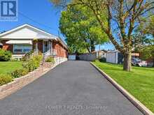 3 BRANTWOOD DRIVE | Toronto Ontario | Slide Image Three