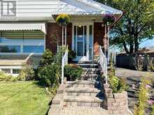 3 BRANTWOOD DRIVE | Toronto Ontario | Slide Image Four