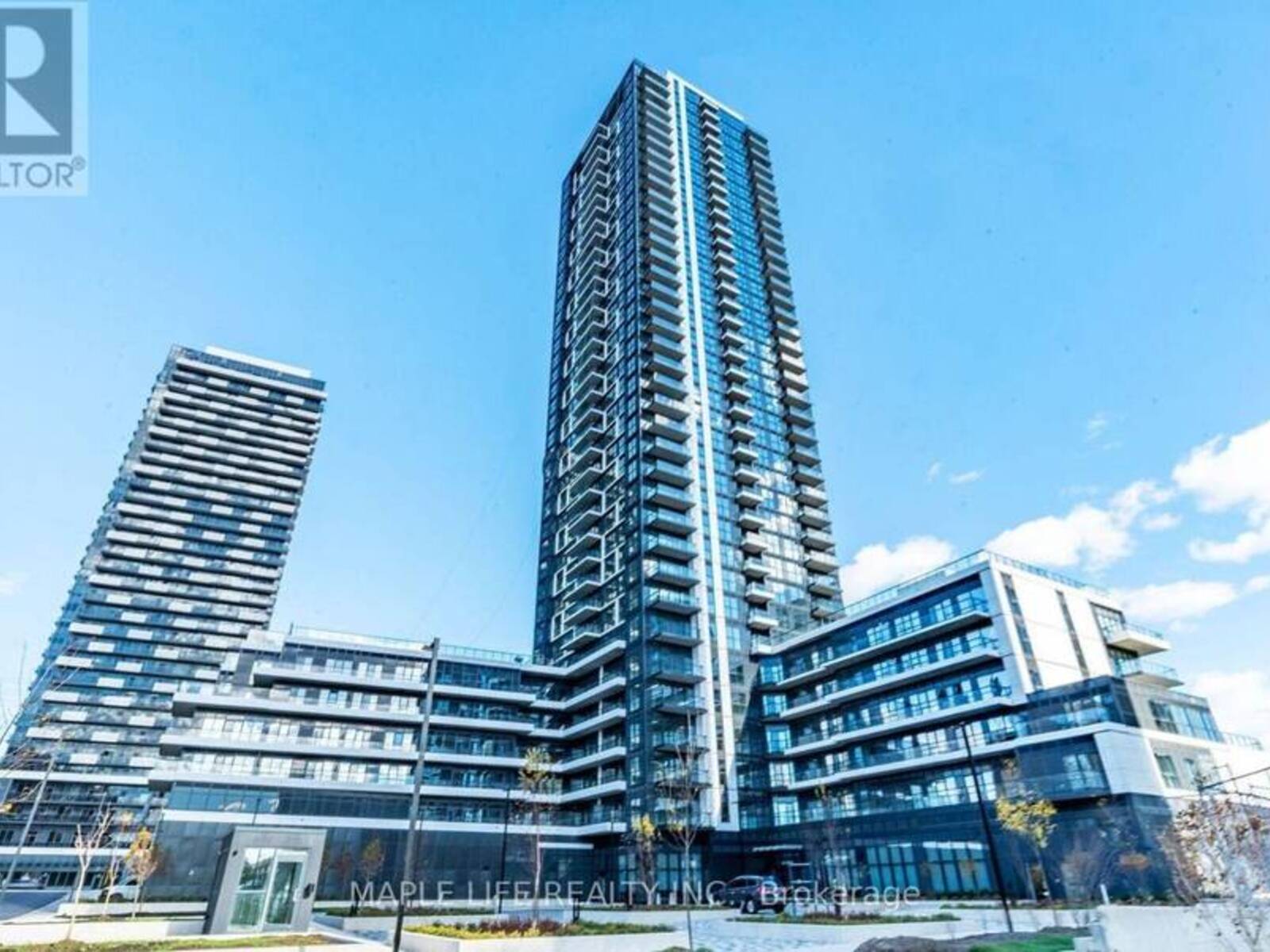 302 - 15 WATERGARDEN DRIVE, Mississauga, Ontario L5R 0H4