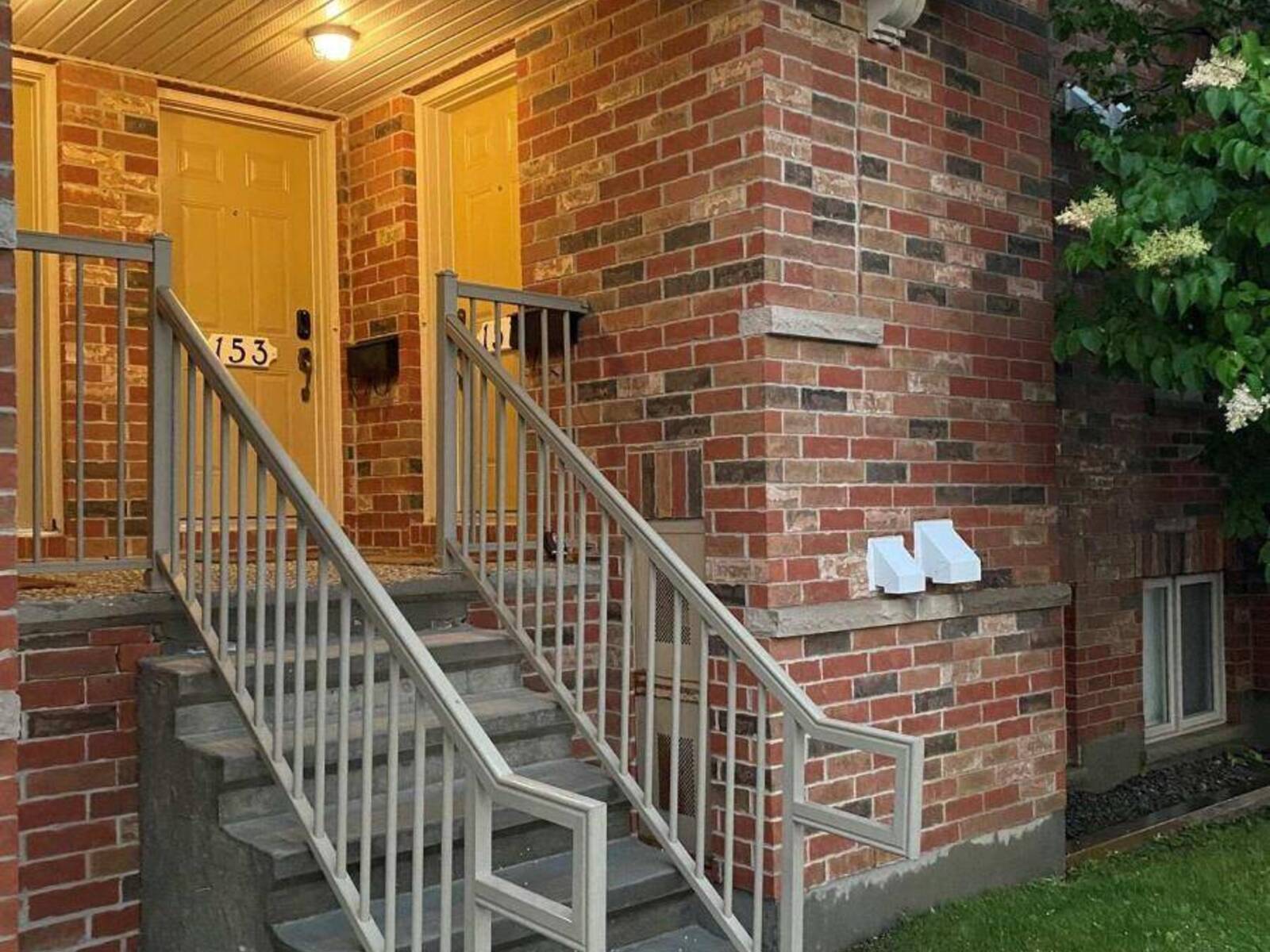 151 KELTIE PRIVATE, Ottawa, Ontario K2J 0A1