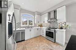 218 BLUE DASHER BOULEVARD | Bradford West Gwillimbury Ontario | Slide Image Twelve