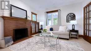 82 CENTRE STREET E | Richmond Hill Ontario | Slide Image Six