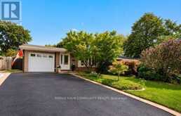 3202 CENTENNIAL DRIVE E | Burlington Ontario | Slide Image Three