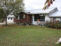471 TRUNK ROAD North Bay Ontario, P0H 1E0