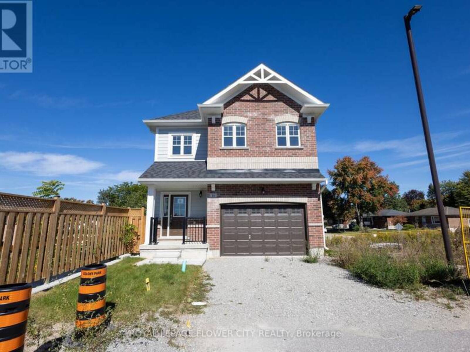 16 RAVENSCRAIG PLACE, Cookstown, Ontario L0L 1L0