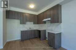 16 RAVENSCRAIG PLACE | Cookstown Ontario | Slide Image Thirteen